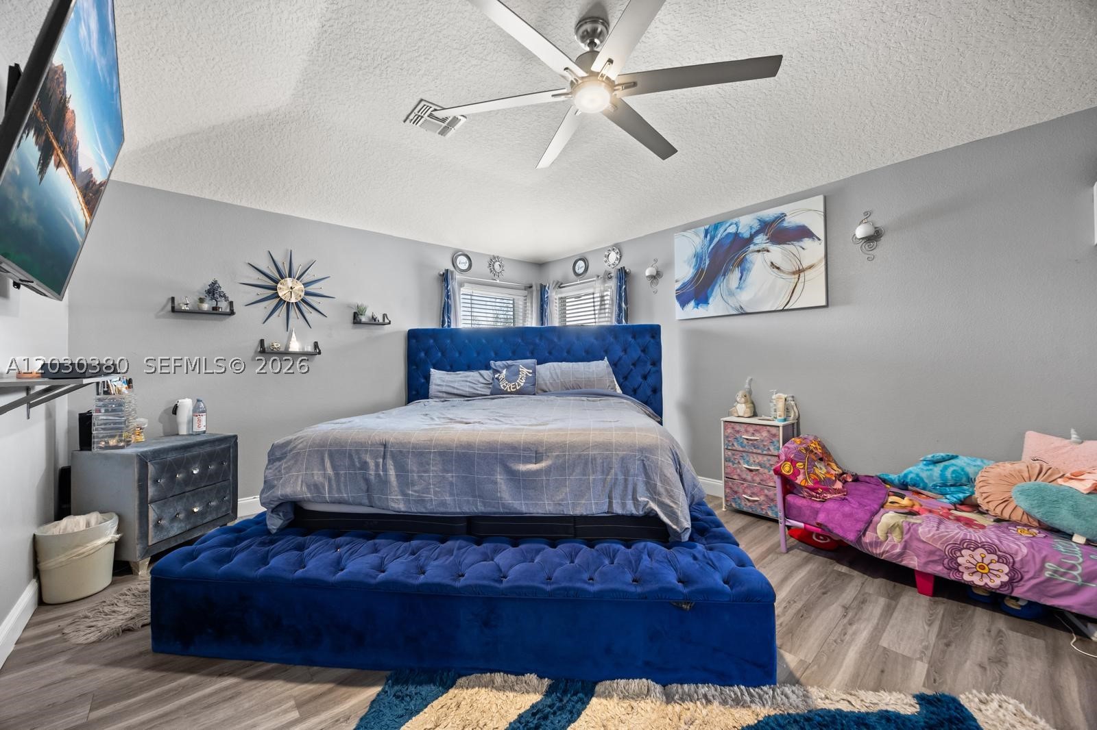 HINGLE CRK RESRV AT OAKS - Residential