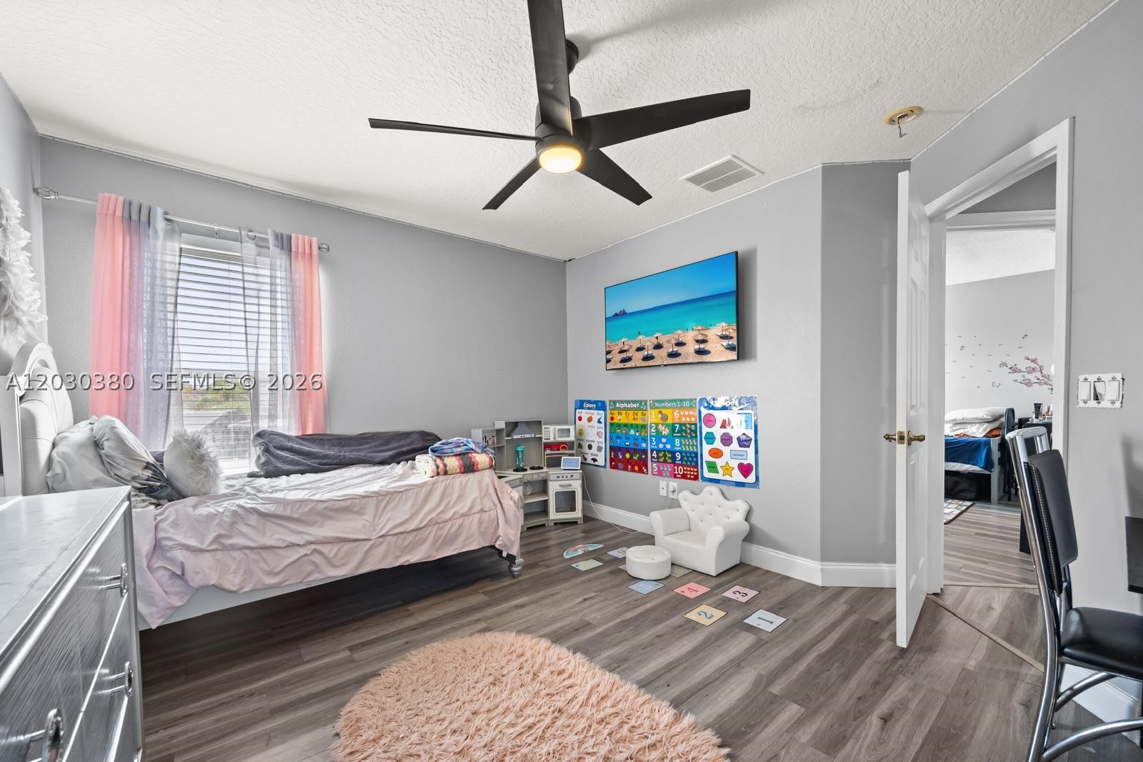 HINGLE CRK RESRV AT OAKS - Residential