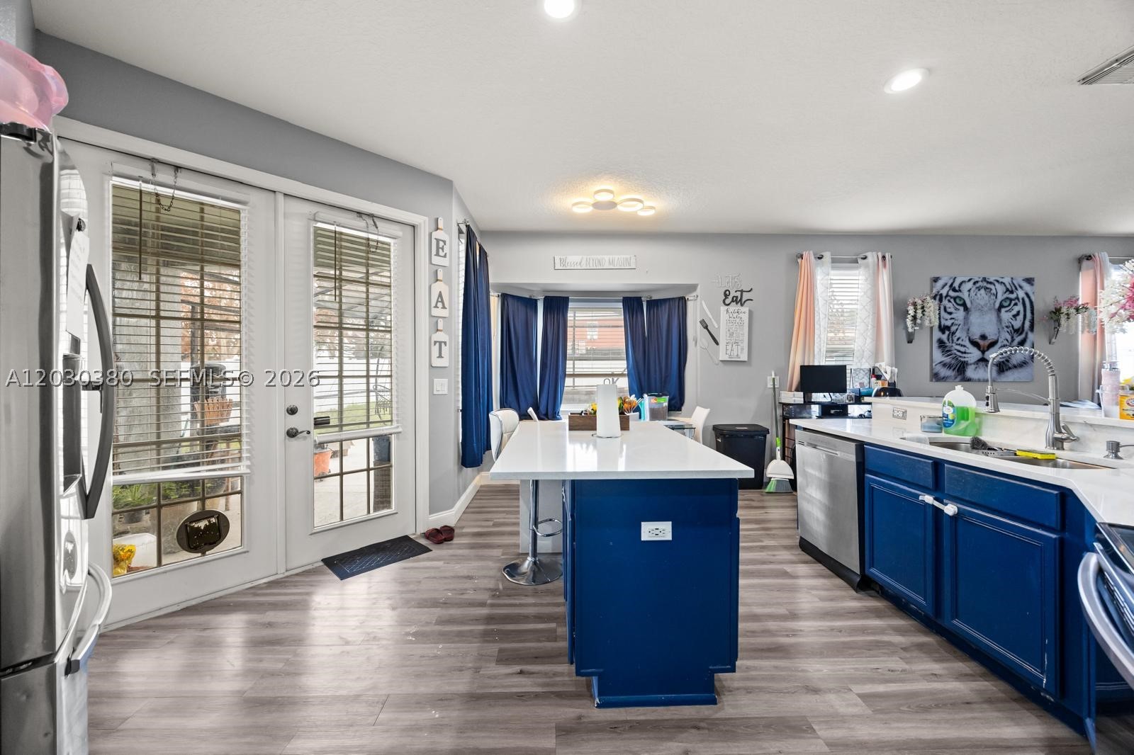 HINGLE CRK RESRV AT OAKS - Residential