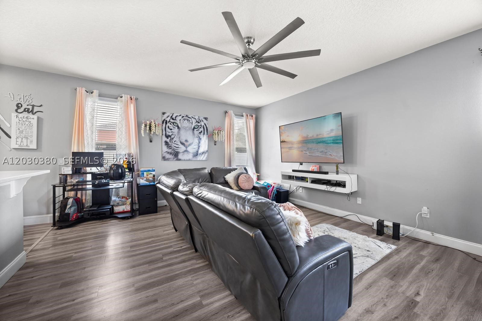 HINGLE CRK RESRV AT OAKS - Residential