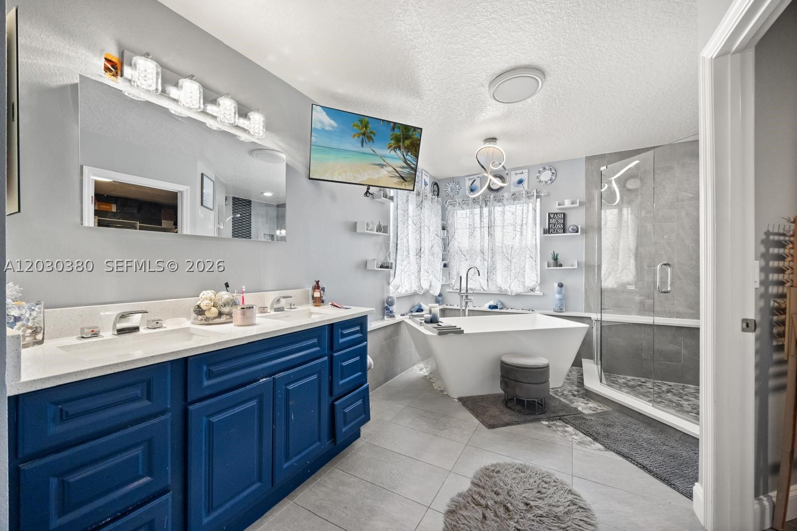 HINGLE CRK RESRV AT OAKS - Residential