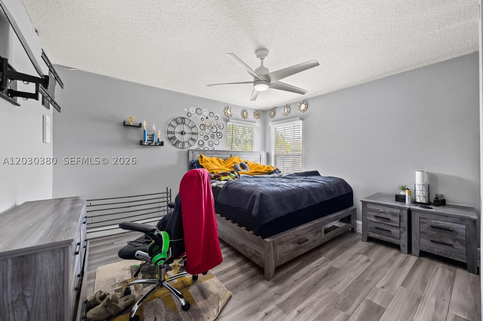 HINGLE CRK RESRV AT OAKS - Residential