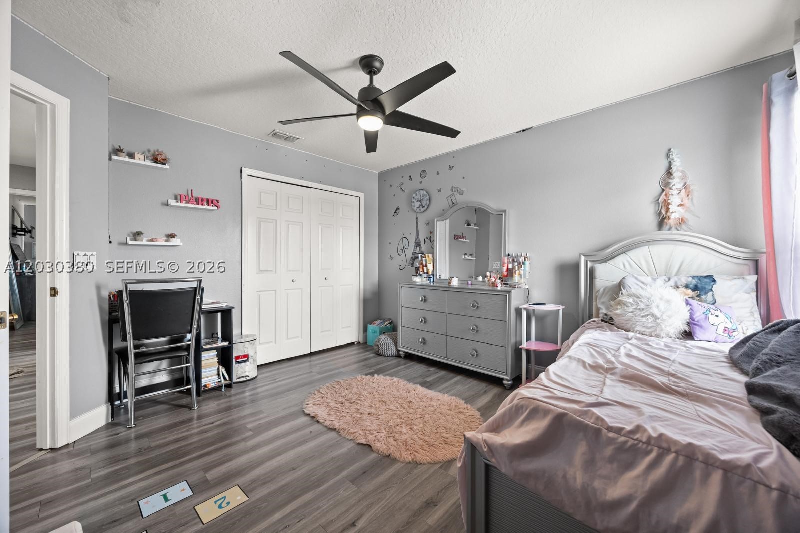 HINGLE CRK RESRV AT OAKS - Residential