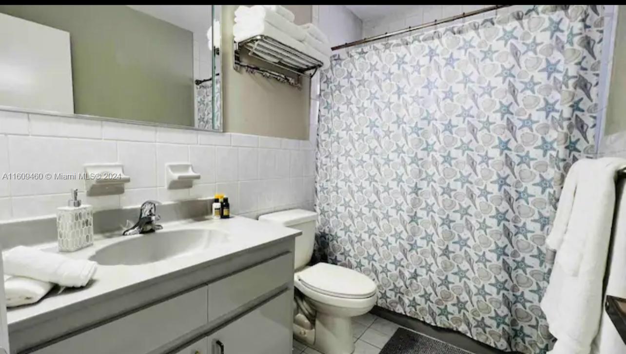 VENEZIA HOMES ESTATES IST - Residential Lease
