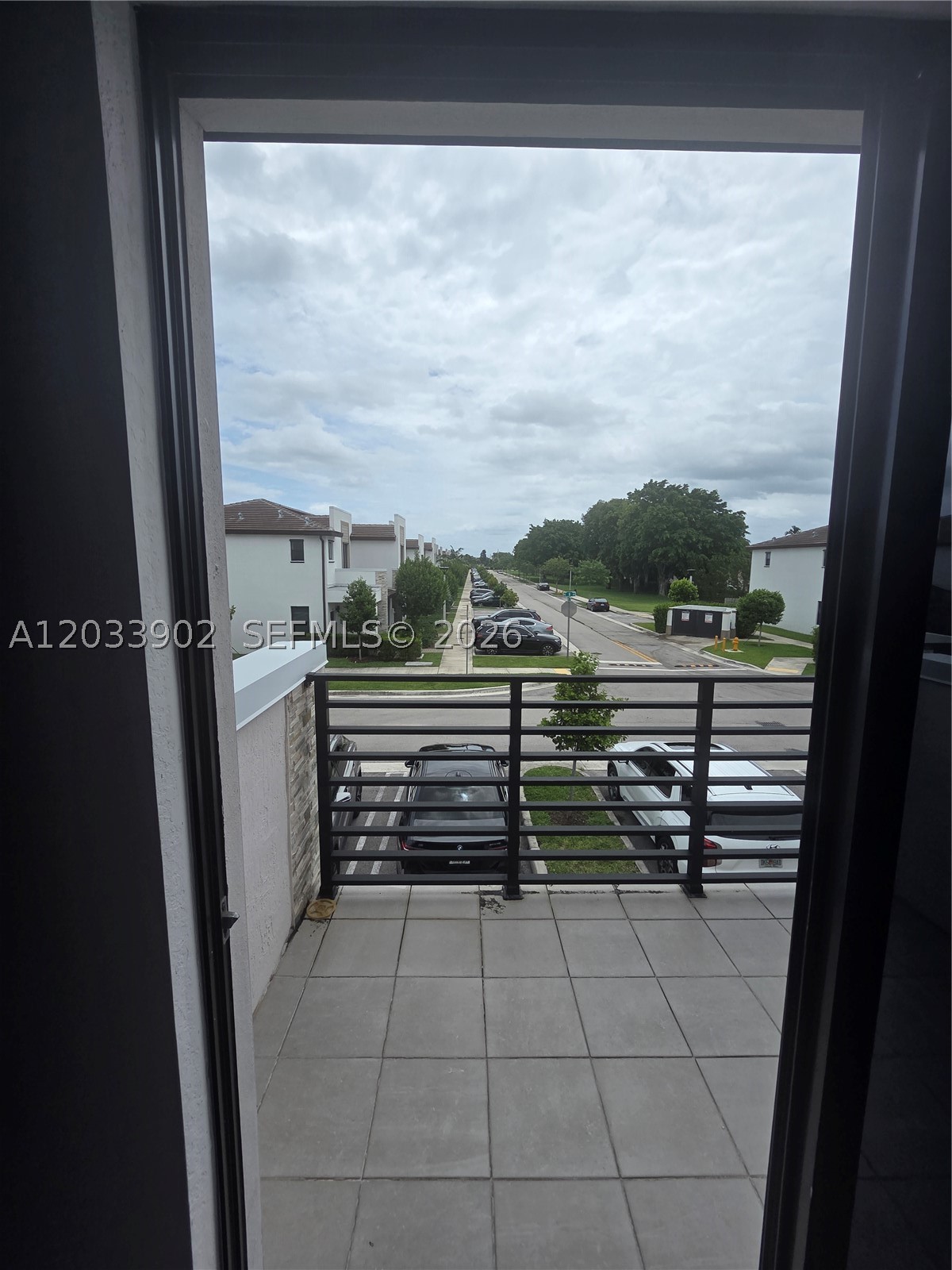 VIA VENTURA NEIGHBORHOOD - Residential
