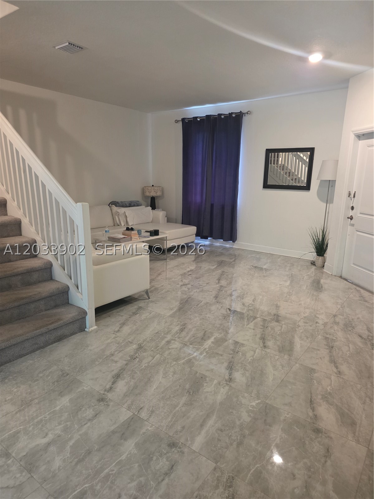 VIA VENTURA NEIGHBORHOOD - Residential