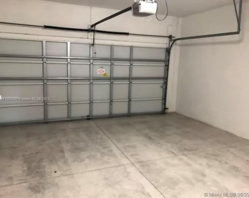 URBAN VILLAGE AT 5TH AVE - Residential Lease
