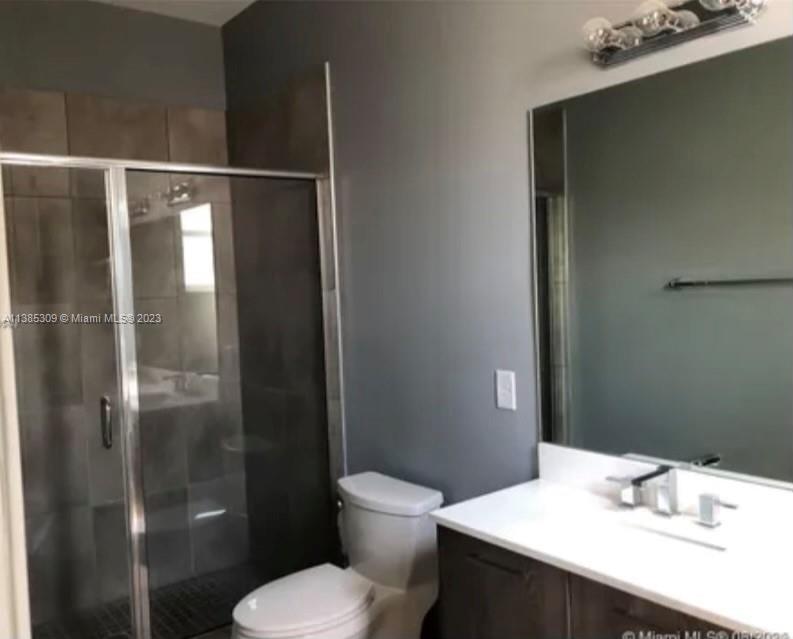 URBAN VILLAGE AT 5TH AVE - Residential Lease