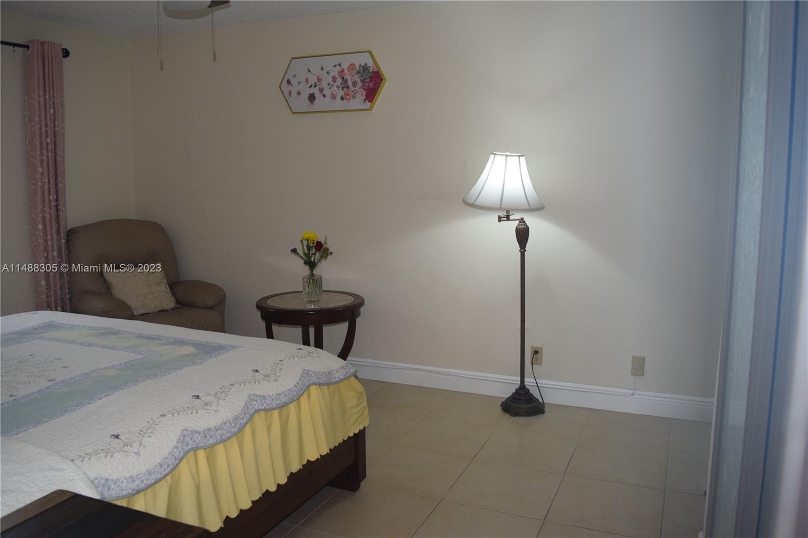 TOPAZ SOUTH CONDO - Residential