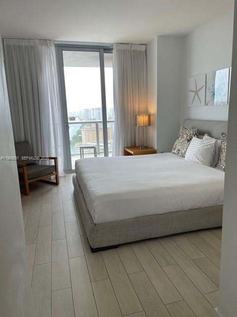BEACHWALK CONDOMINIUM - Residential