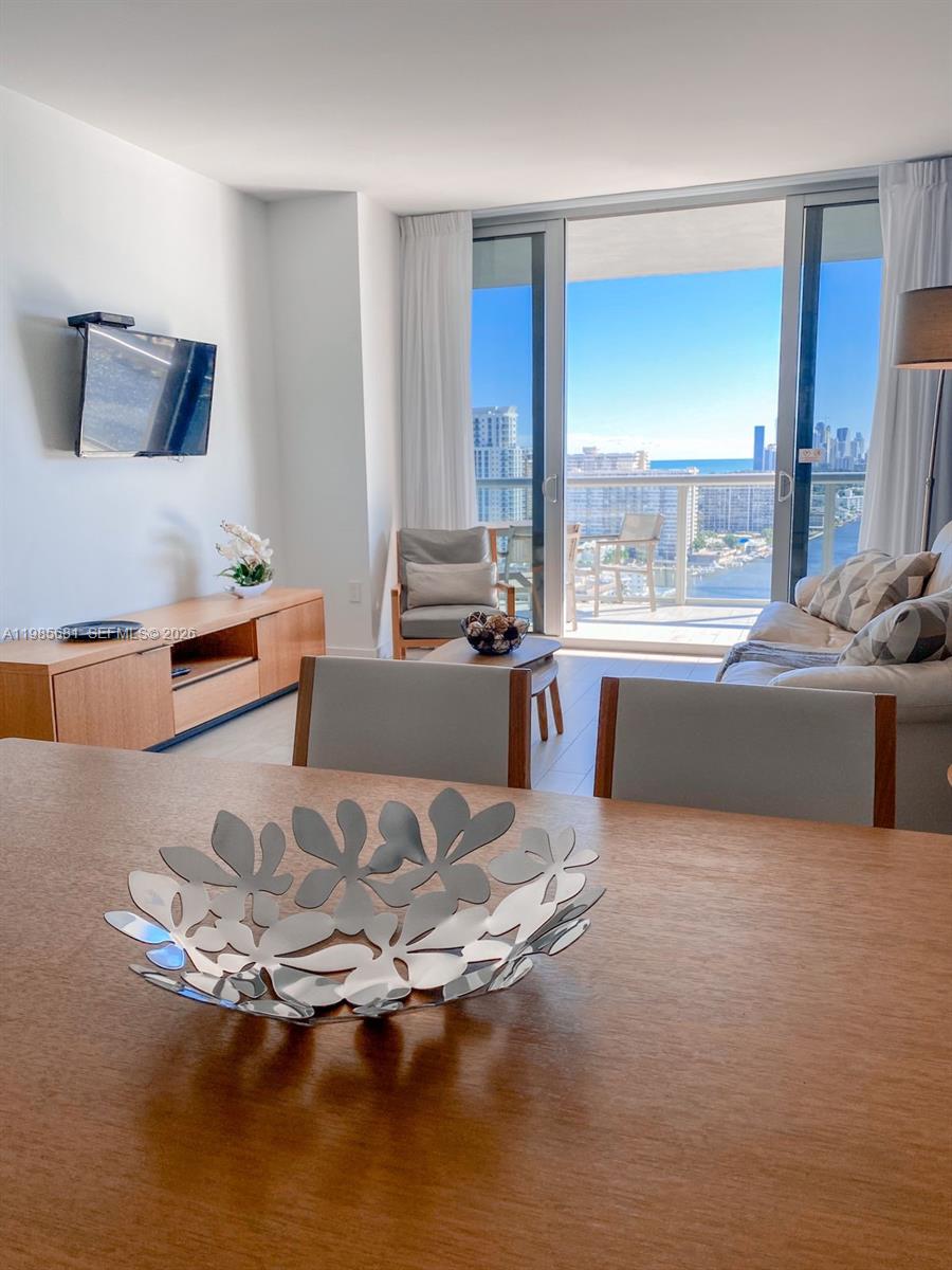 BEACHWALK CONDOMINIUM - Residential