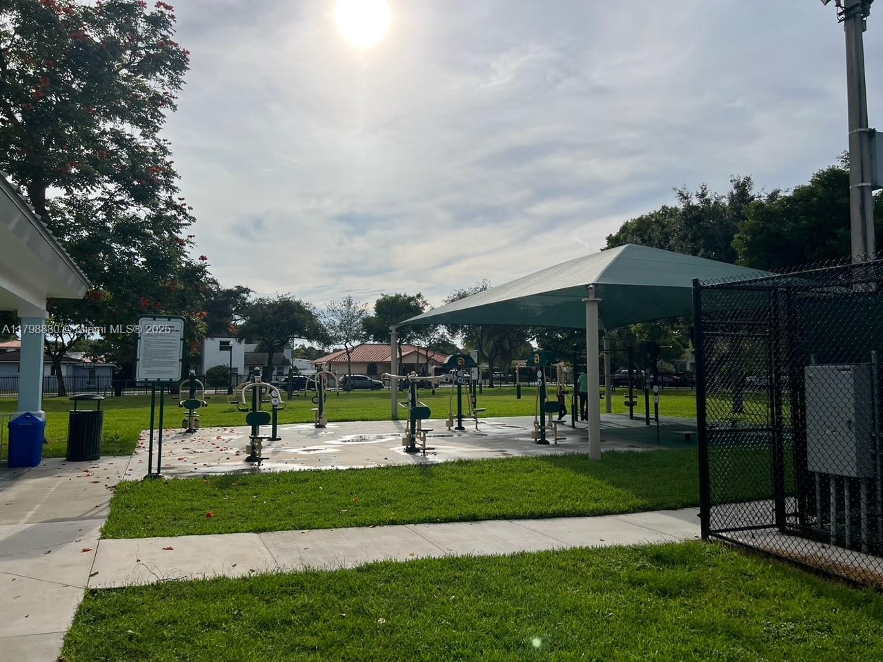 GRAPELAND SUBDIVISION REV - Residential Lease