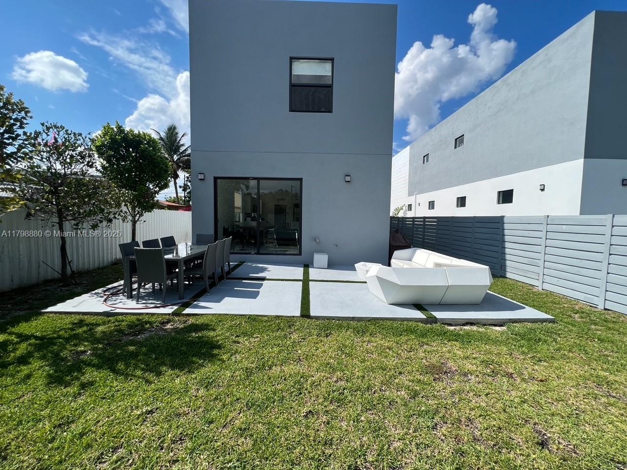 GRAPELAND SUBDIVISION REV - Residential Lease
