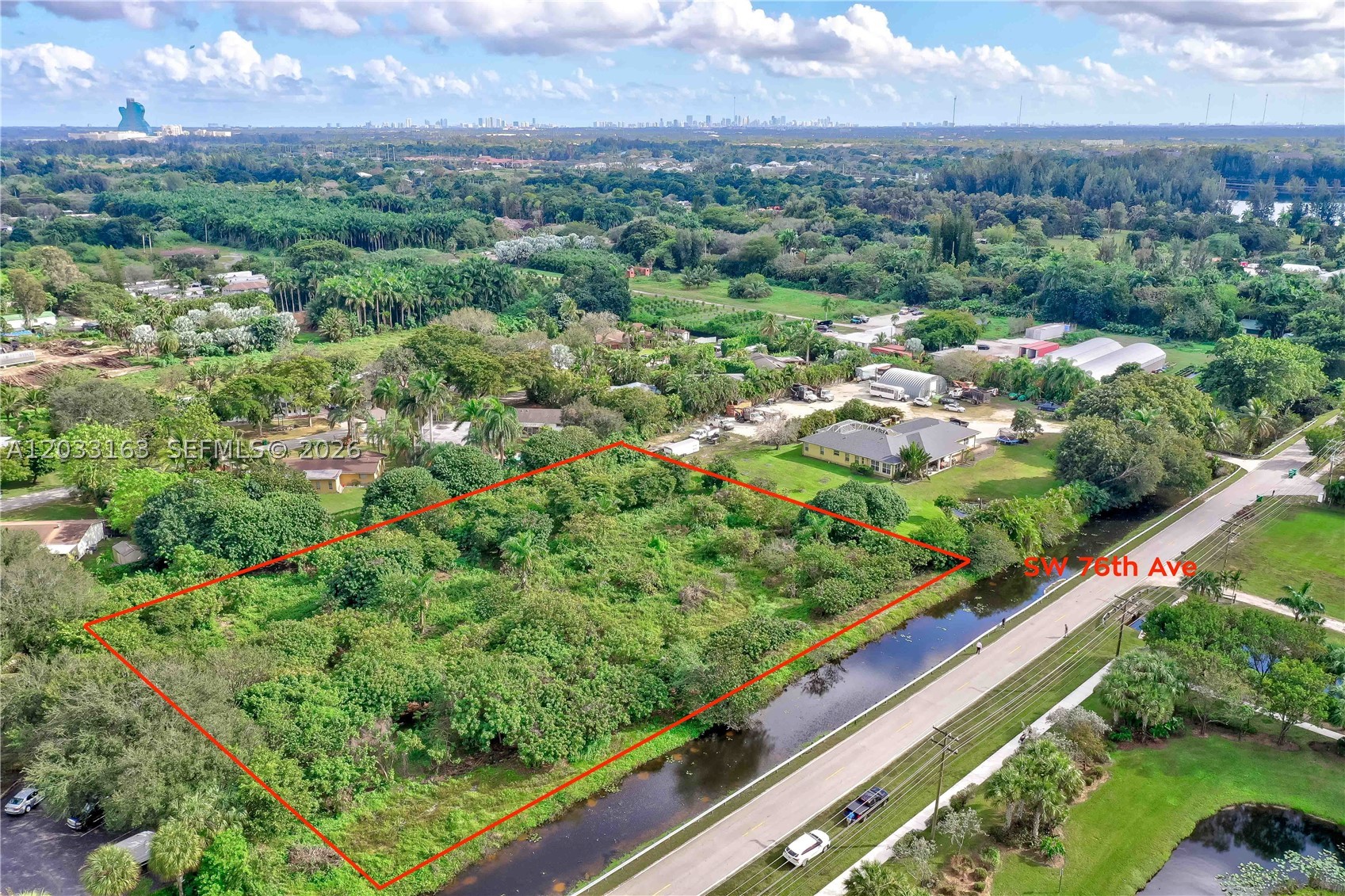 EVERGLADE LAND SALES CO - Land