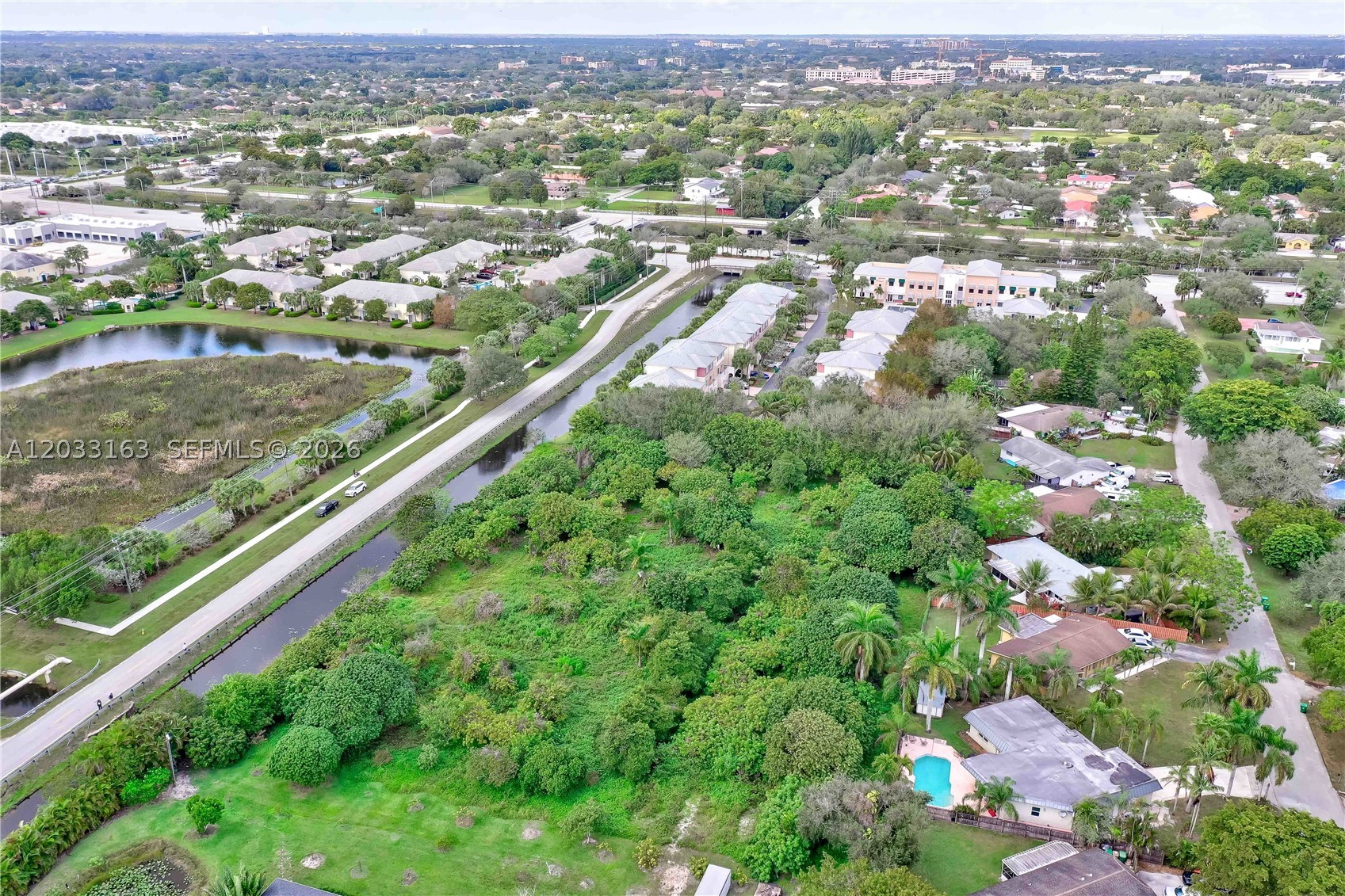 EVERGLADE LAND SALES CO - Land