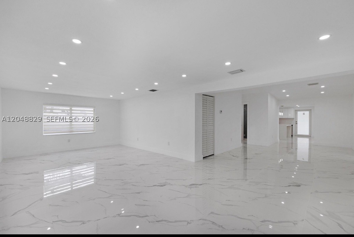 MAGNOLIA GARDENS CONSOLID - Residential