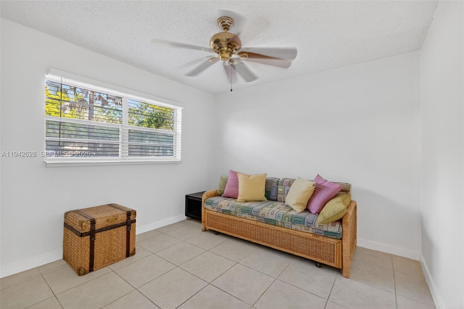 CLOVER GARDENS CONDO - Residential