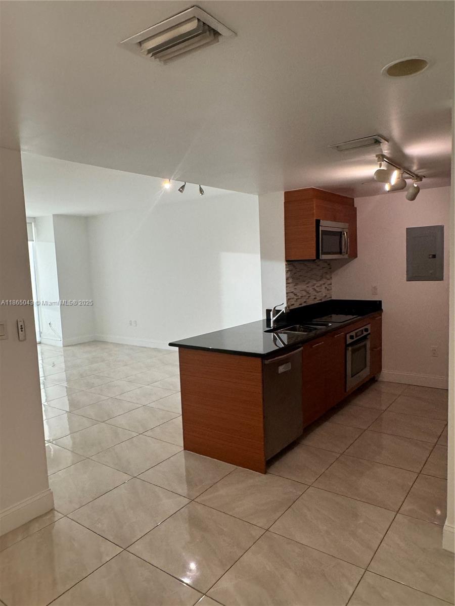50 BISCAYNE CONDO - Residential