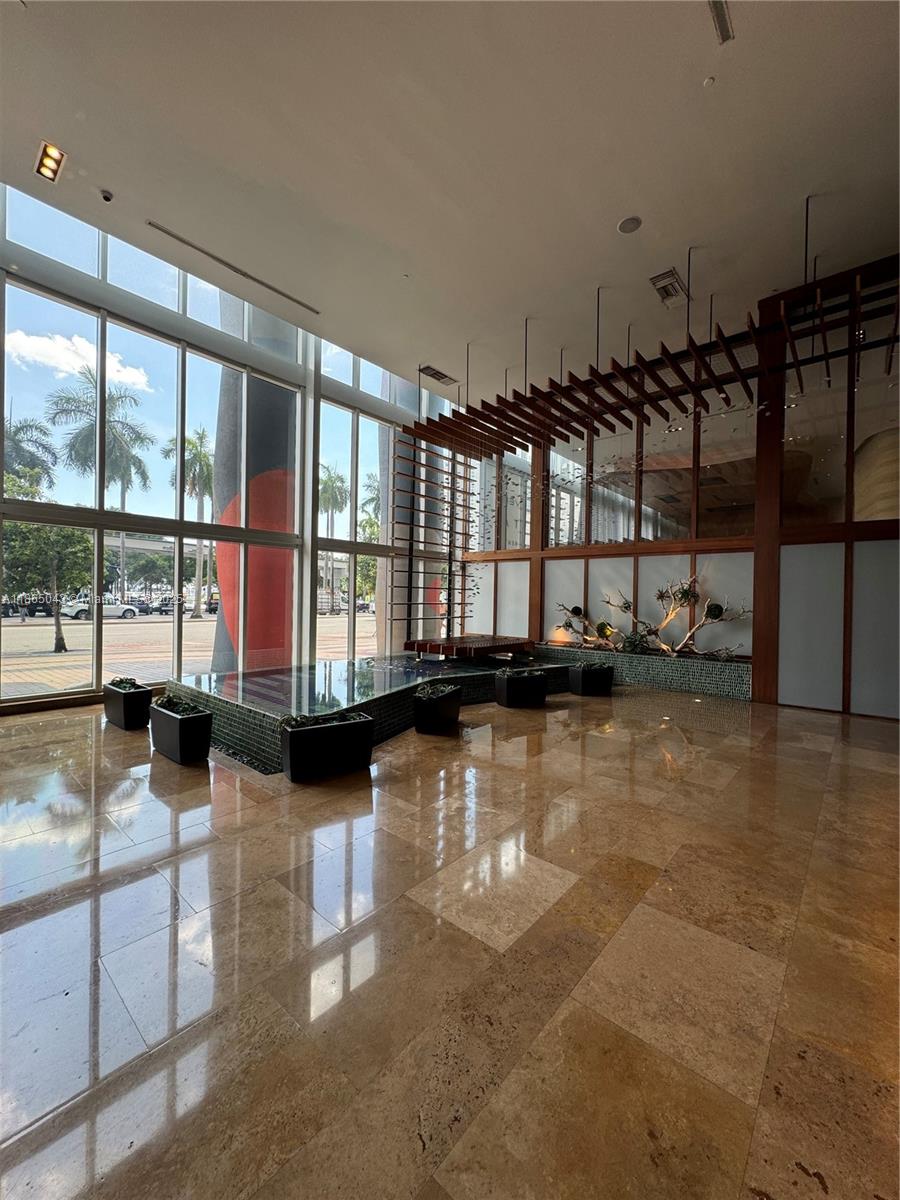 50 BISCAYNE CONDO - Residential