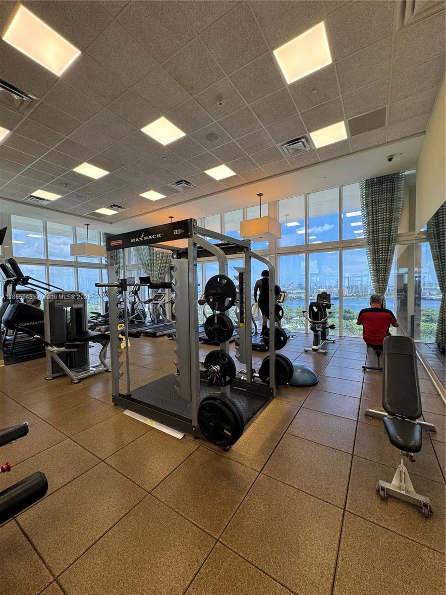 50 BISCAYNE CONDO - Residential