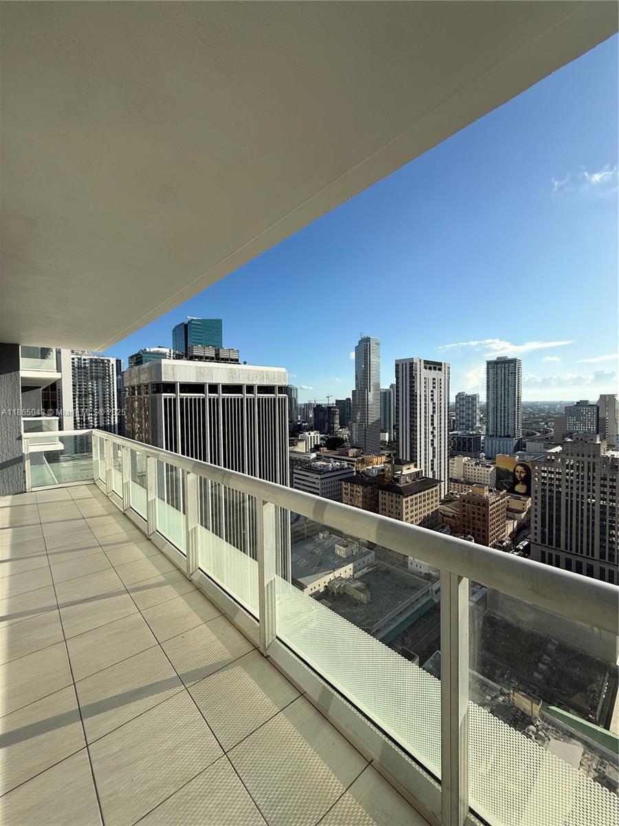 50 BISCAYNE CONDO - Residential