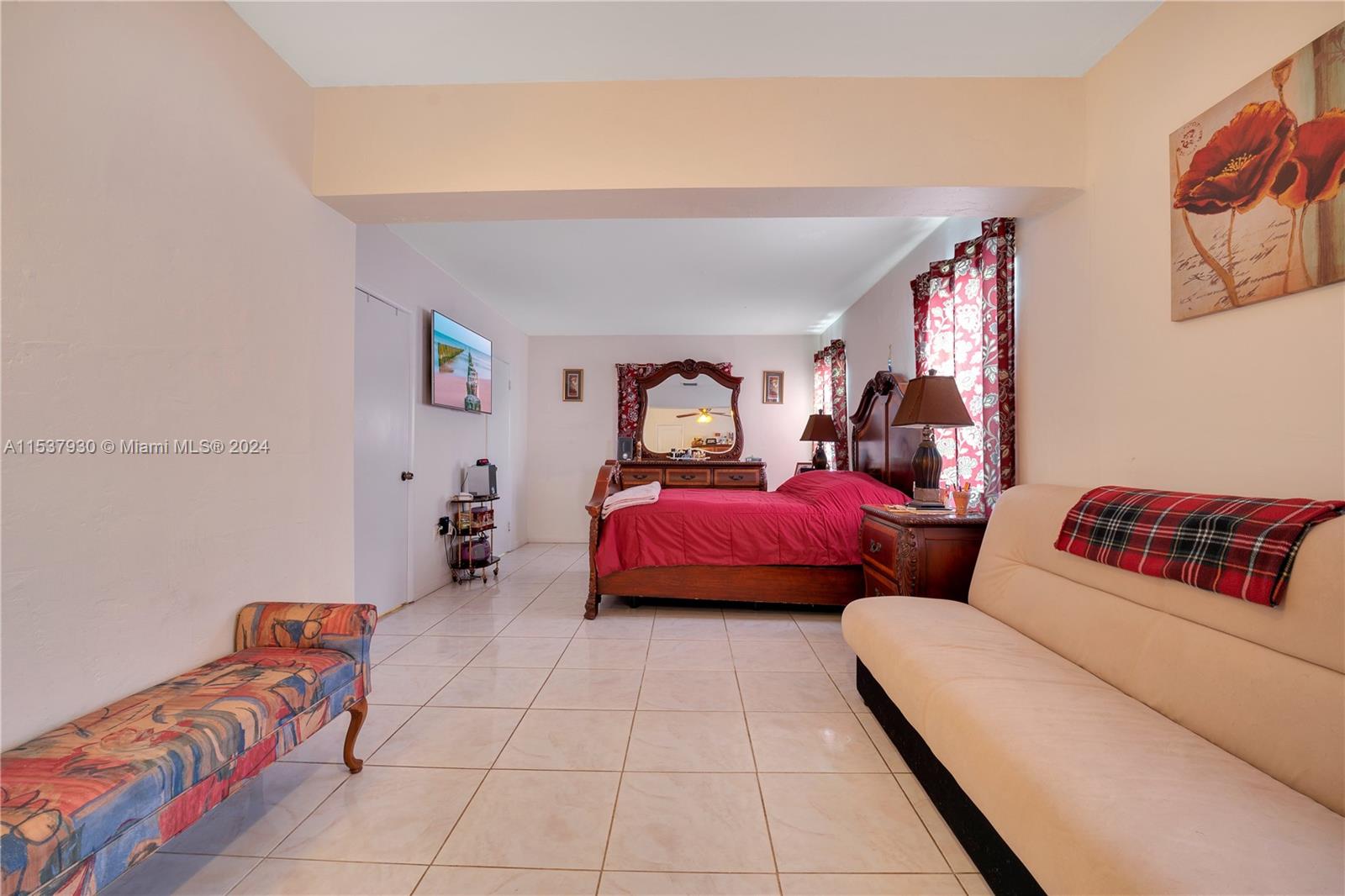 RICHMOND HEIGHTS - Residential
