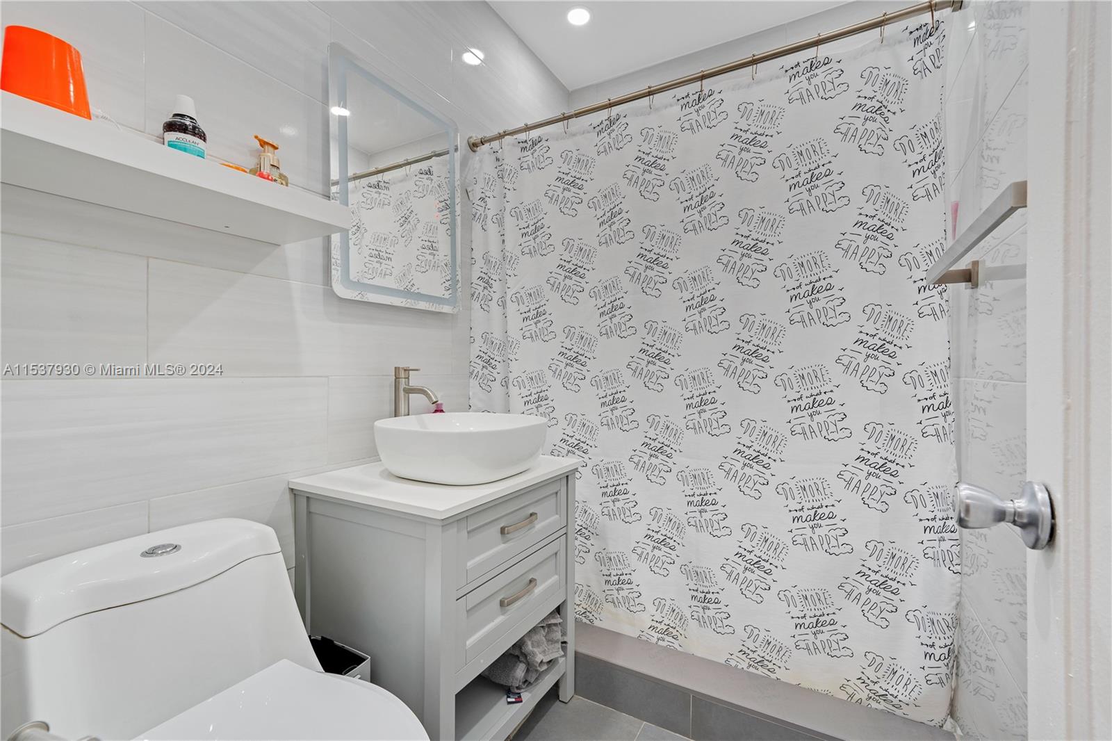 RICHMOND HEIGHTS - Residential