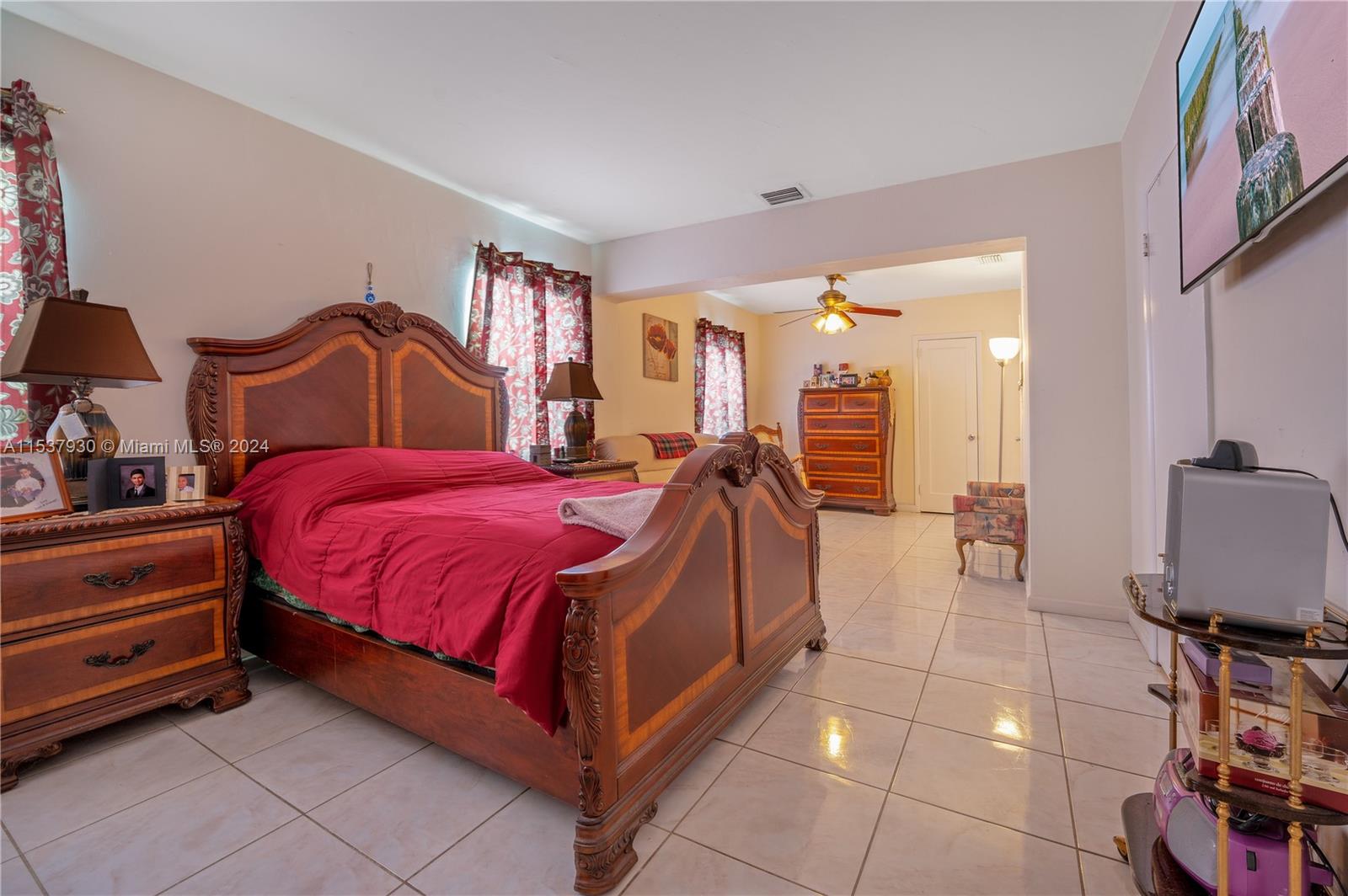 RICHMOND HEIGHTS - Residential