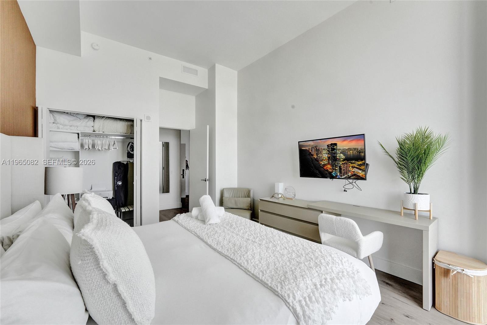 4111 SOUTH OCEAN DRIVE CO - Residential