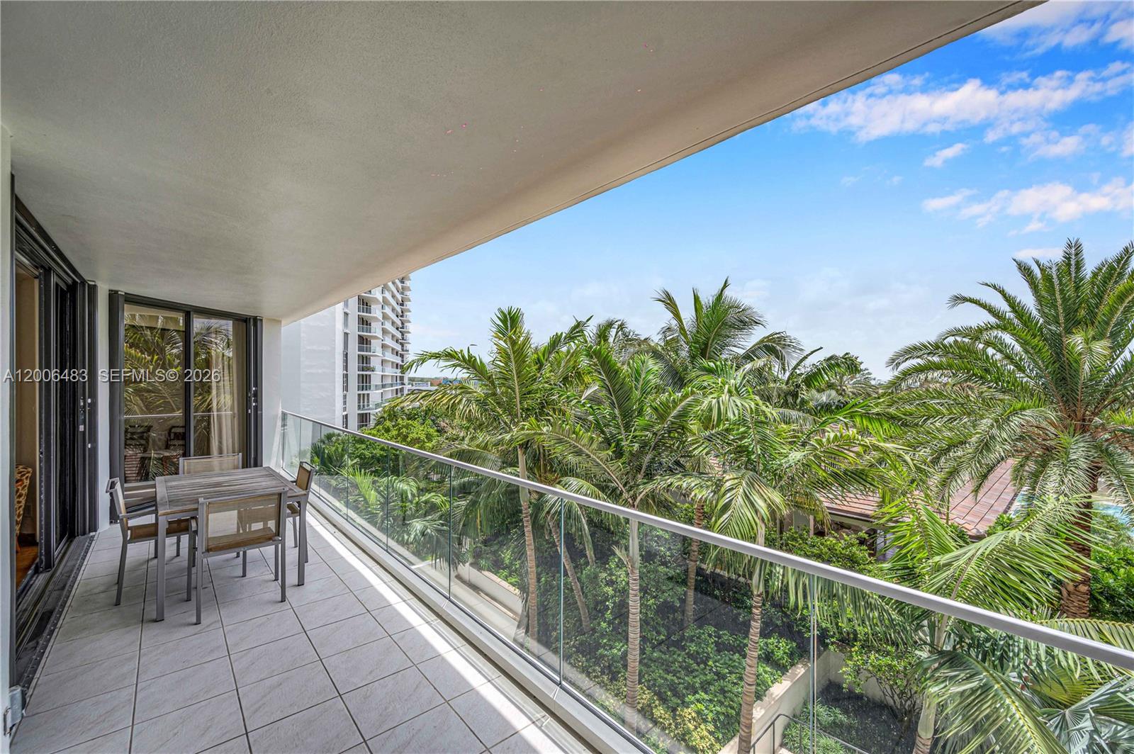 2800 ISL BLVD WILLIAMS IS - Residential