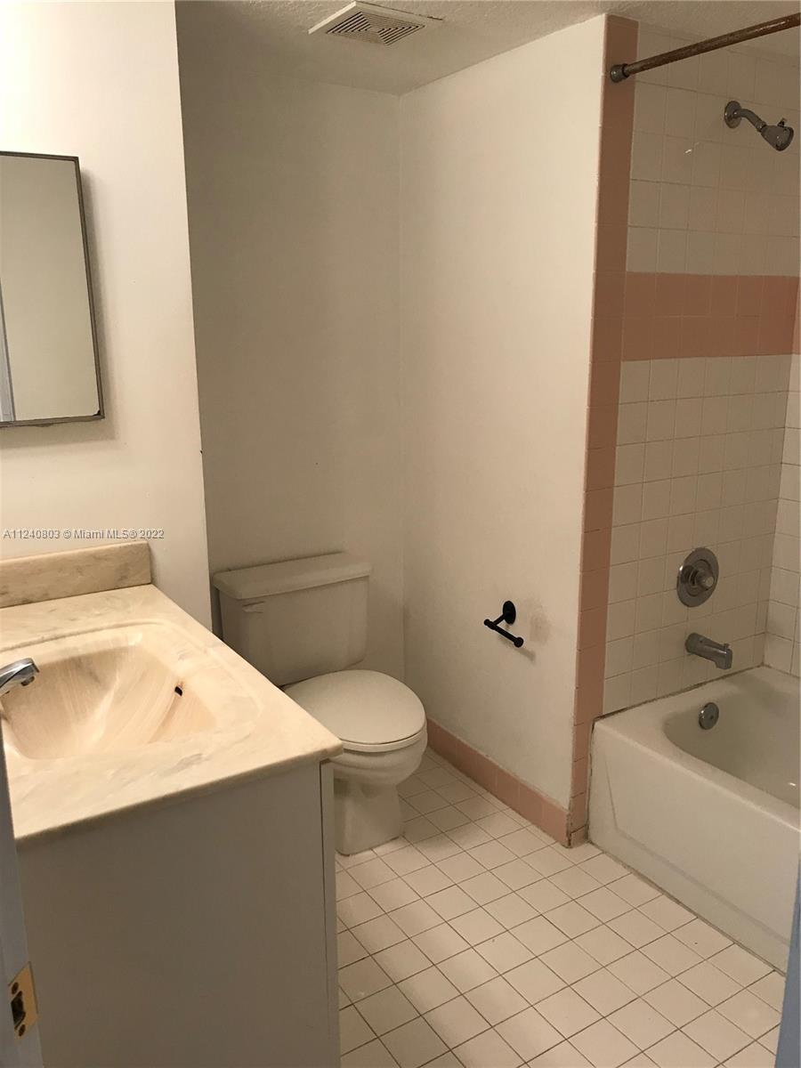 GARDENS OF SUNRISE CONDO - Residential Lease