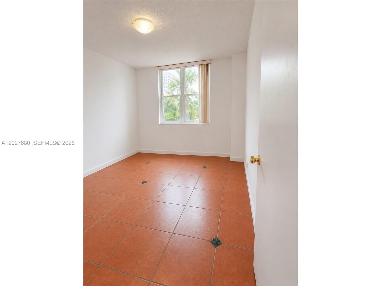 VILLA BRICKELL CONDO - Residential