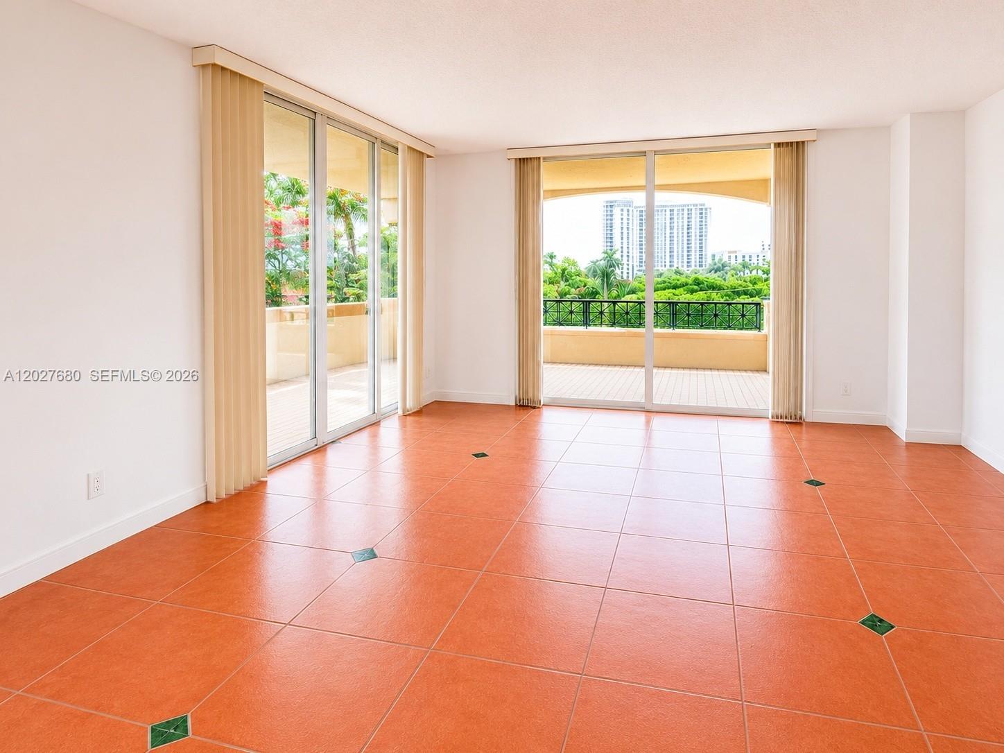 VILLA BRICKELL CONDO - Residential