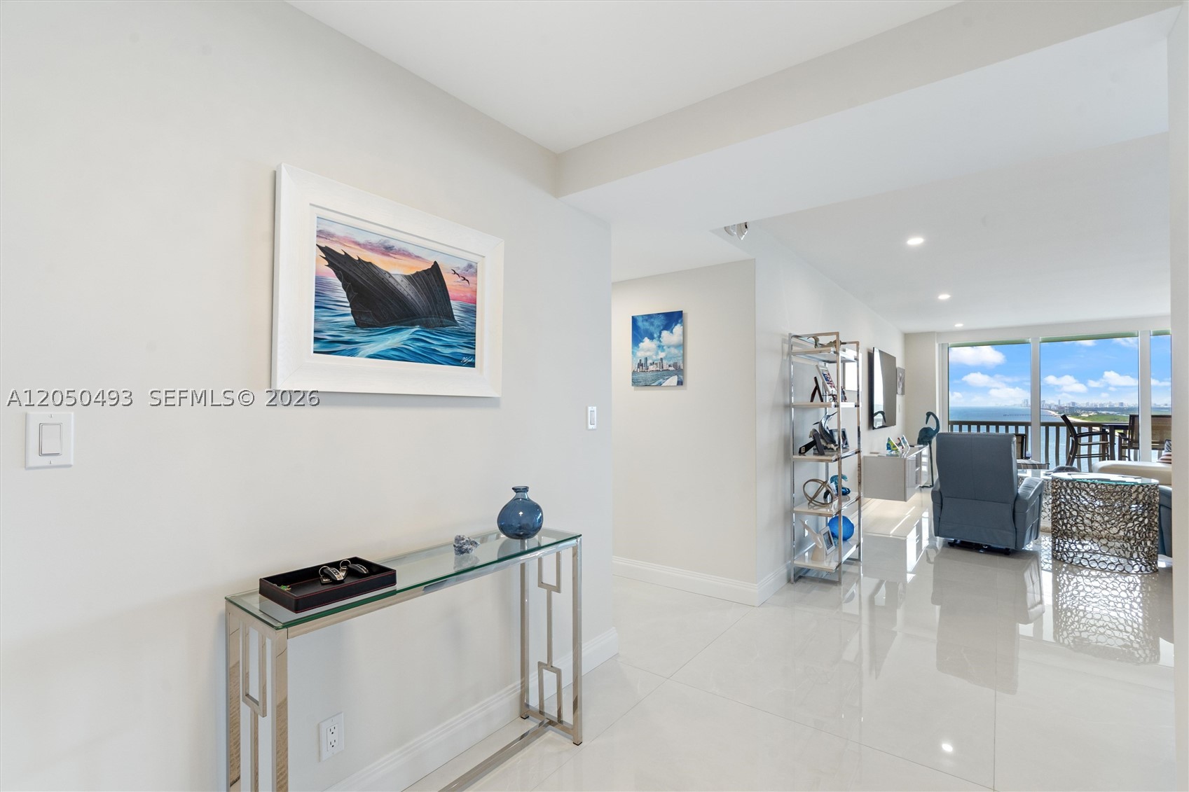 POINT OF AMERICAS - Residential
