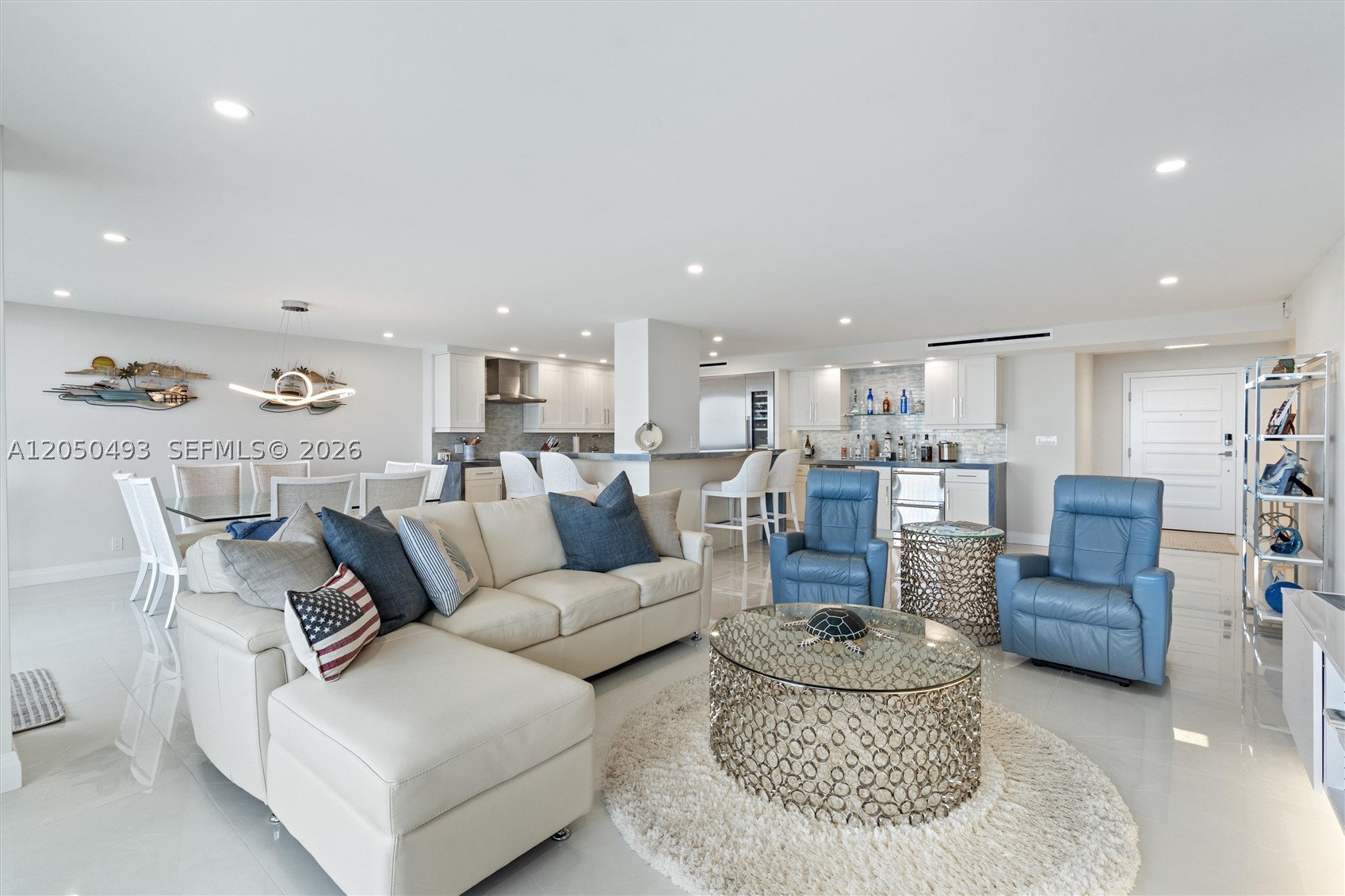 POINT OF AMERICAS - Residential