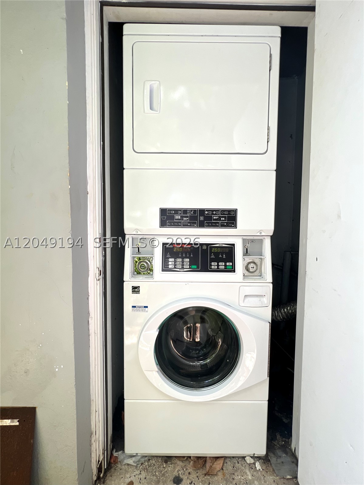 RIVERSIDE ADD AMEN PLAT - Residential Lease