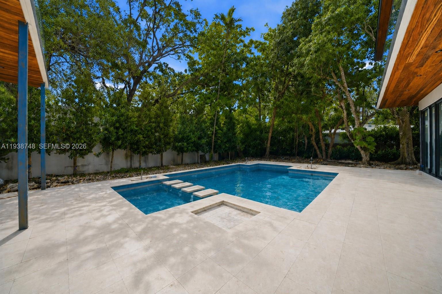 SUNSHINE VISTAS - Residential
