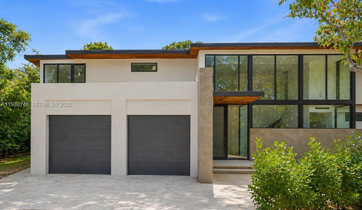 SUNSHINE VISTAS - Residential