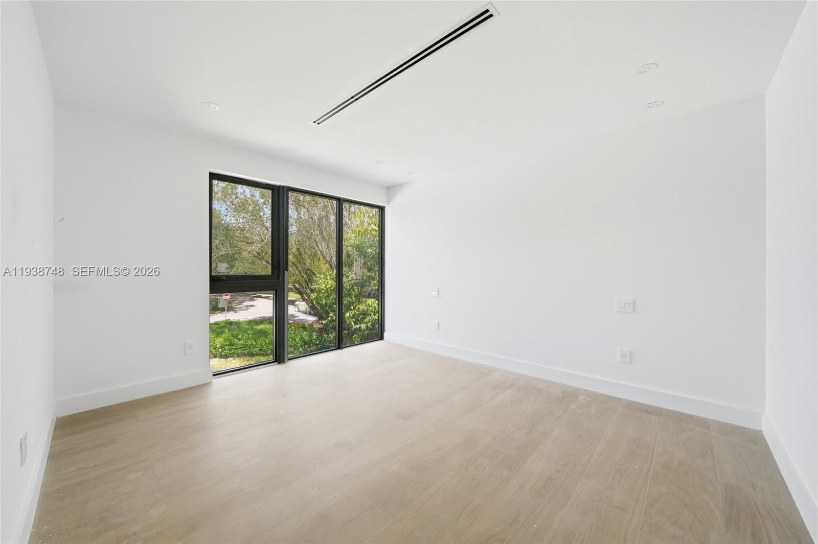 SUNSHINE VISTAS - Residential