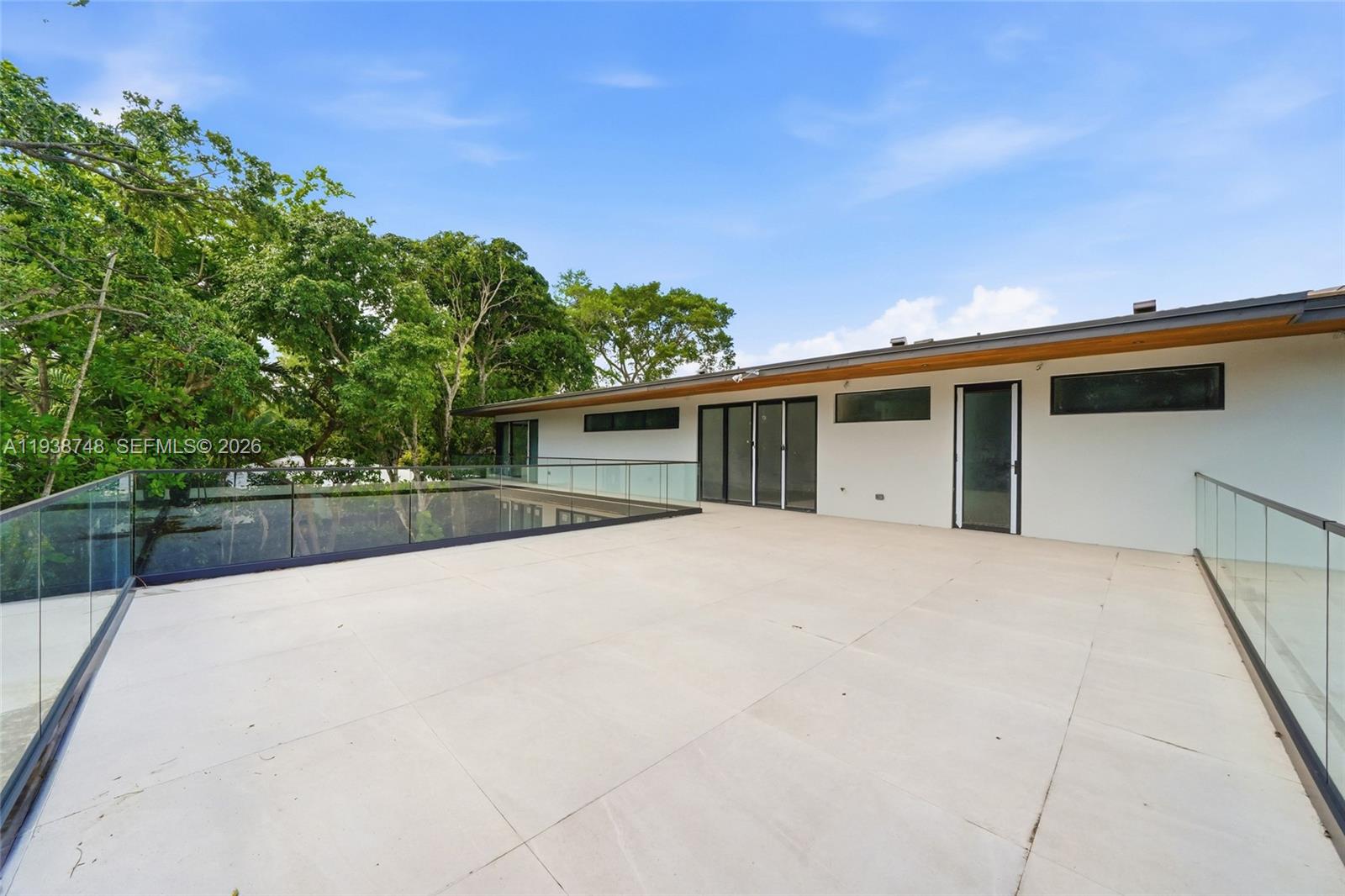 SUNSHINE VISTAS - Residential