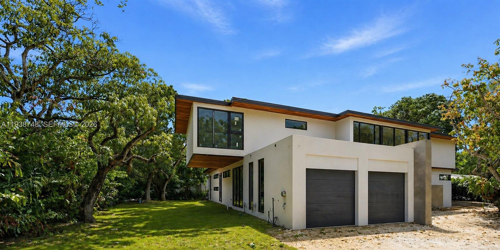 SUNSHINE VISTAS - Residential