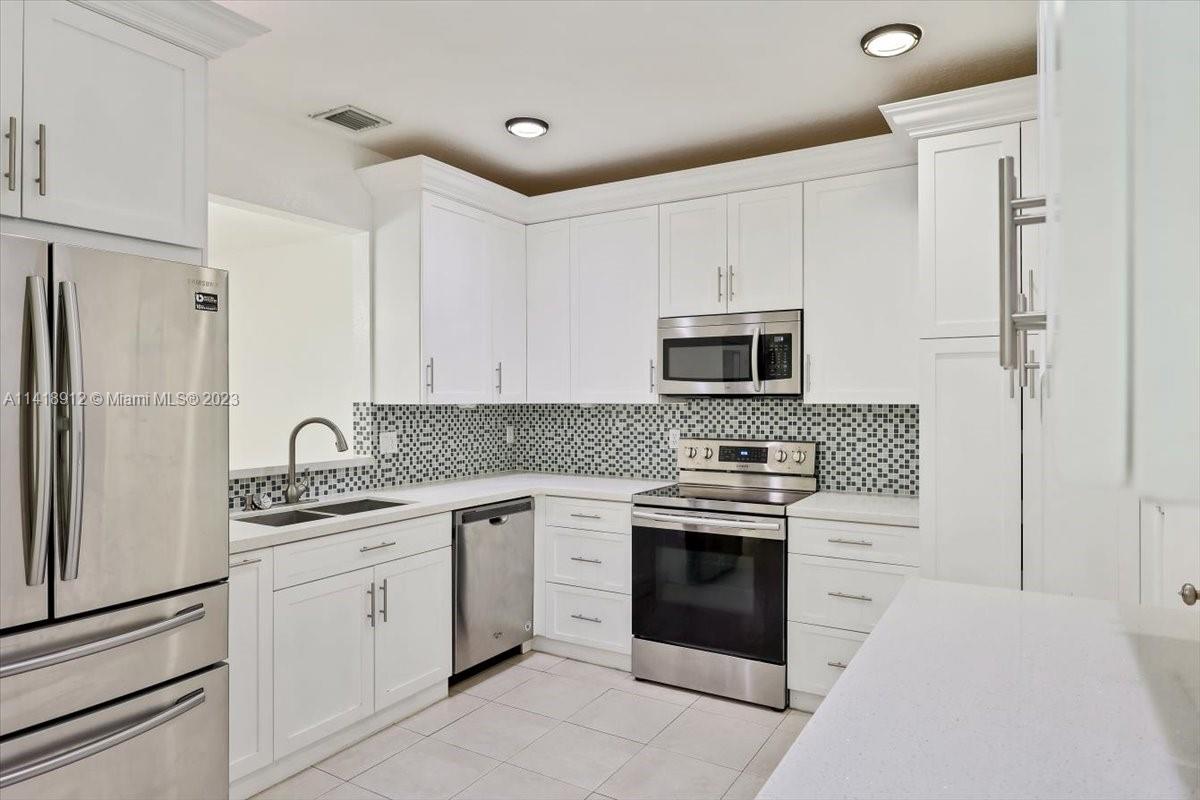 C & P PROPERTIES PLAT - Residential