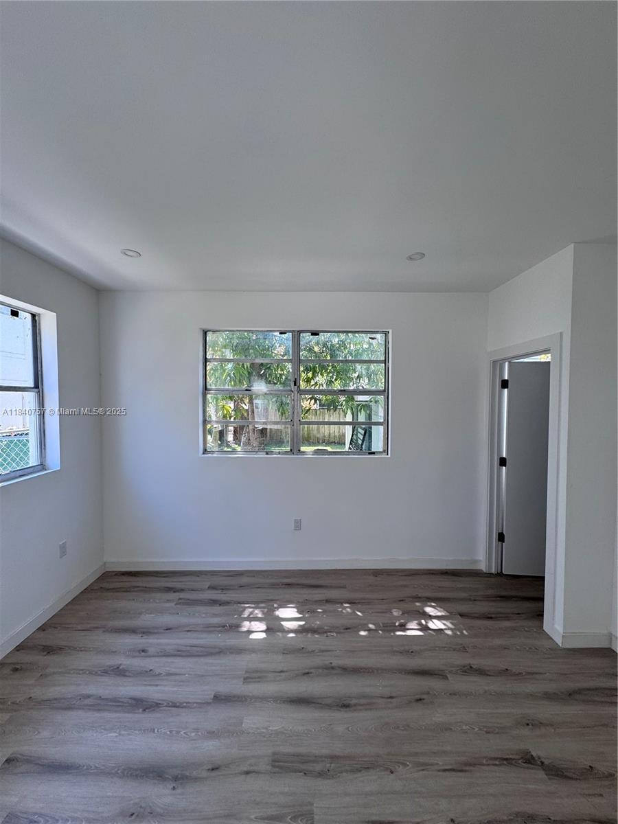 BISCAYNE BCH SUB - Residential Income