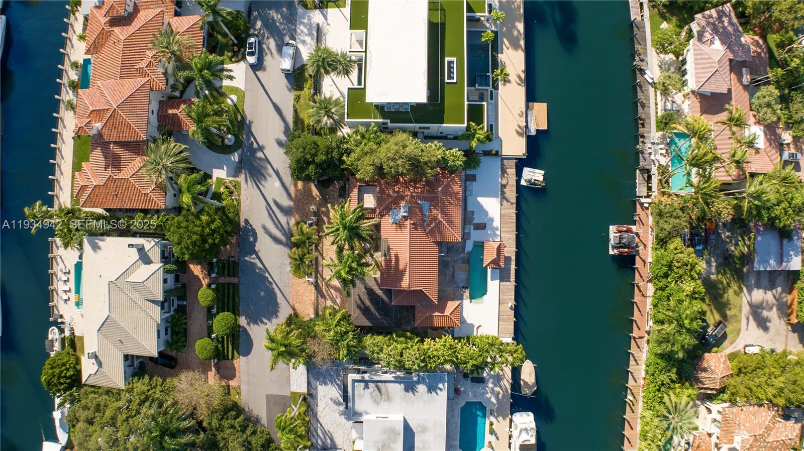 CORAL ISLES - Residential