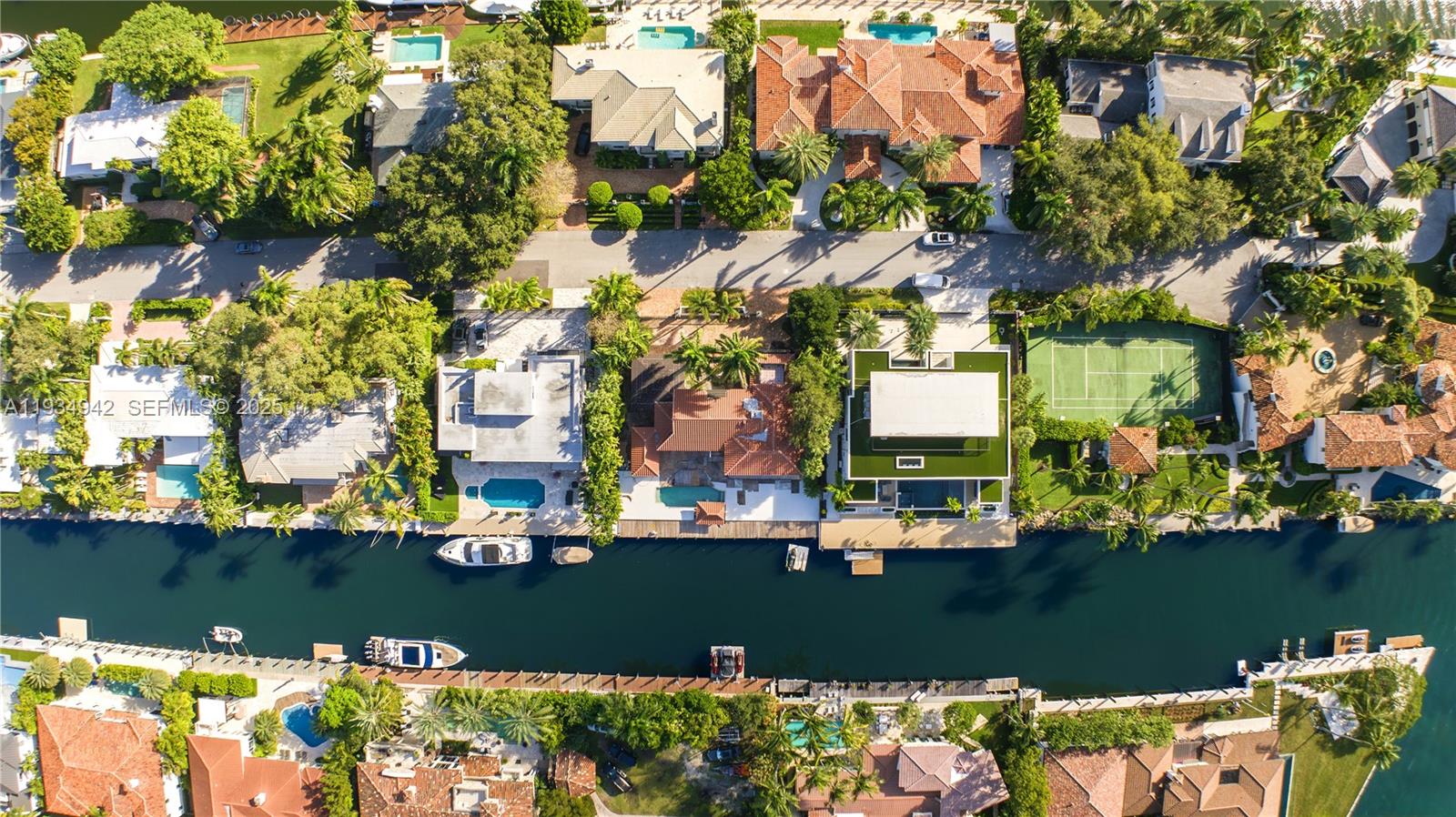 CORAL ISLES - Residential