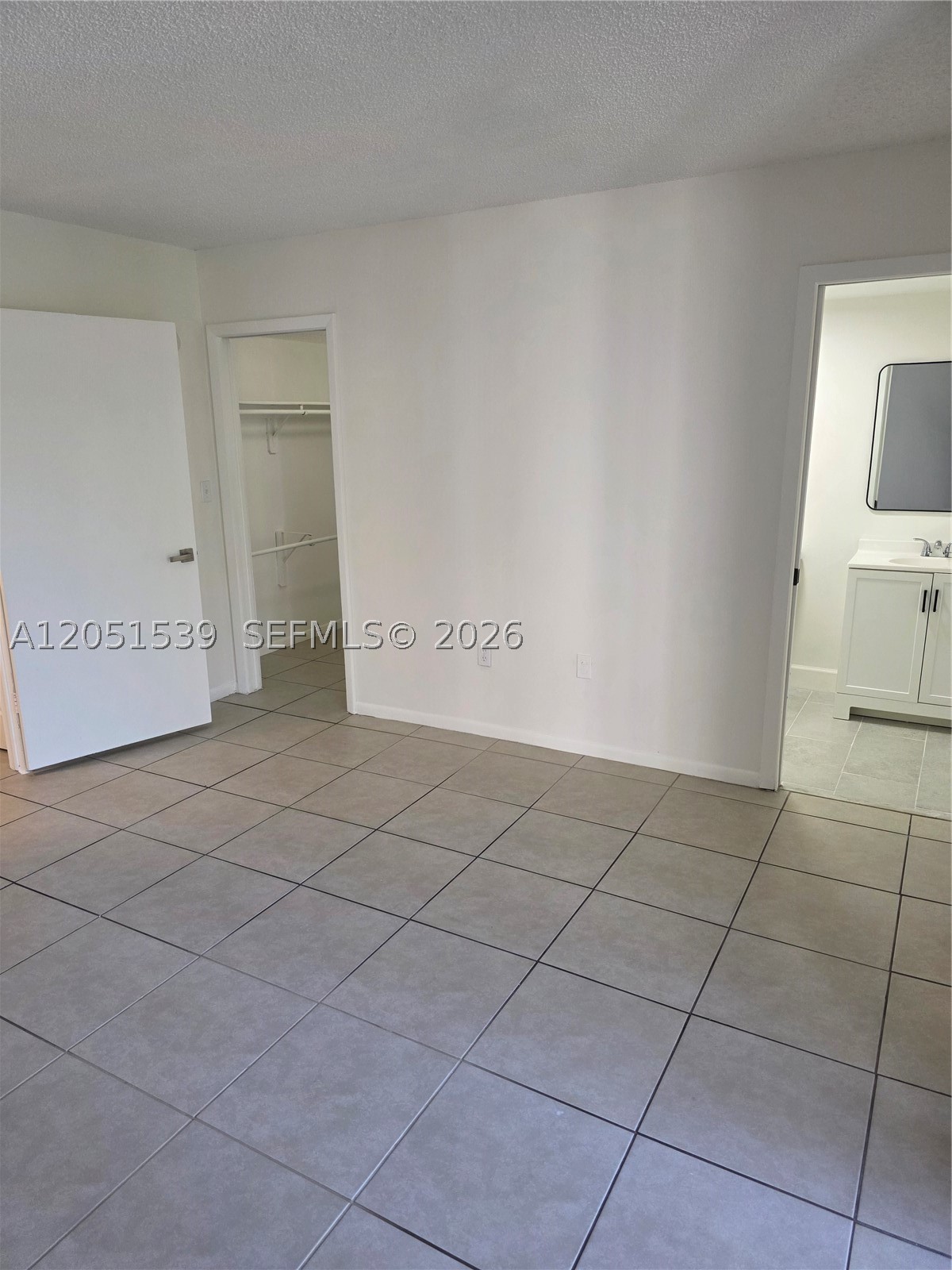 The Horizons Condo - Residential Lease