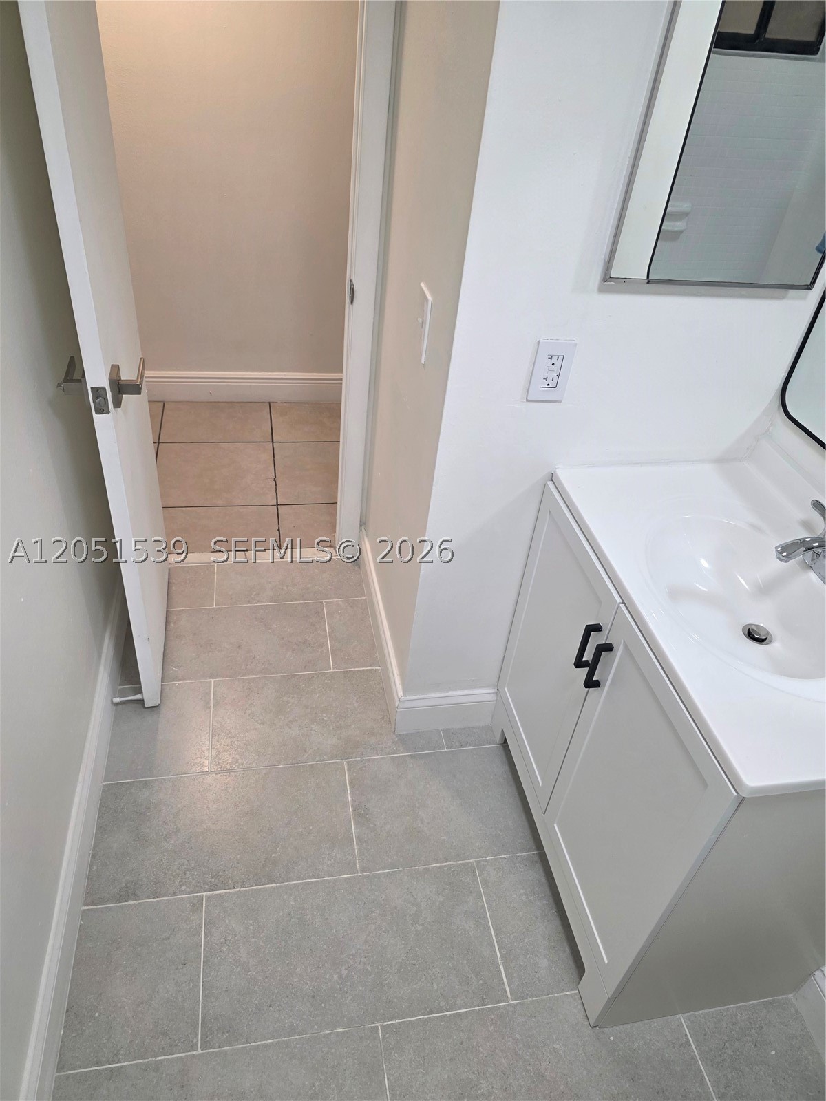 The Horizons Condo - Residential Lease