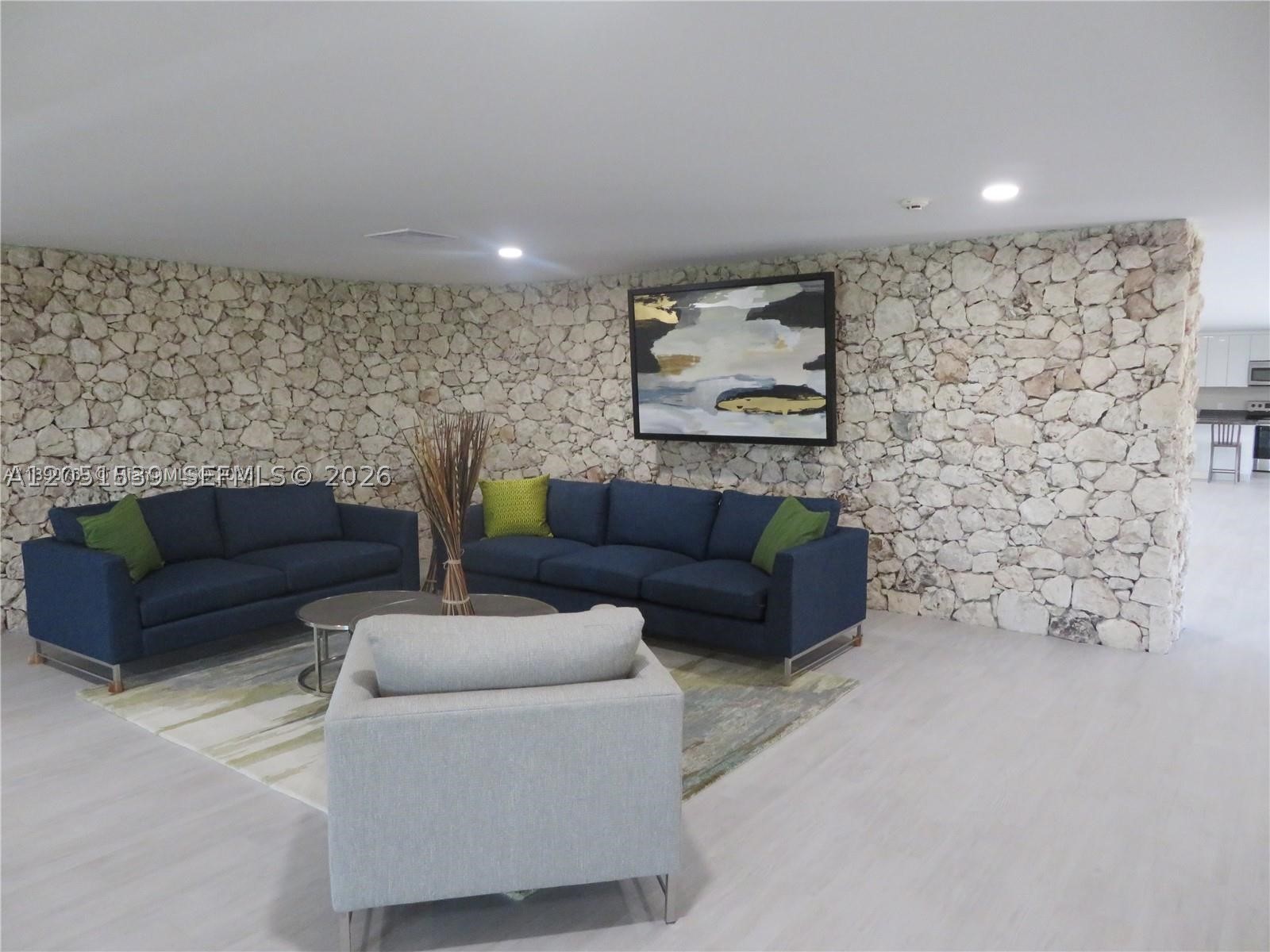 The Horizons Condo - Residential Lease