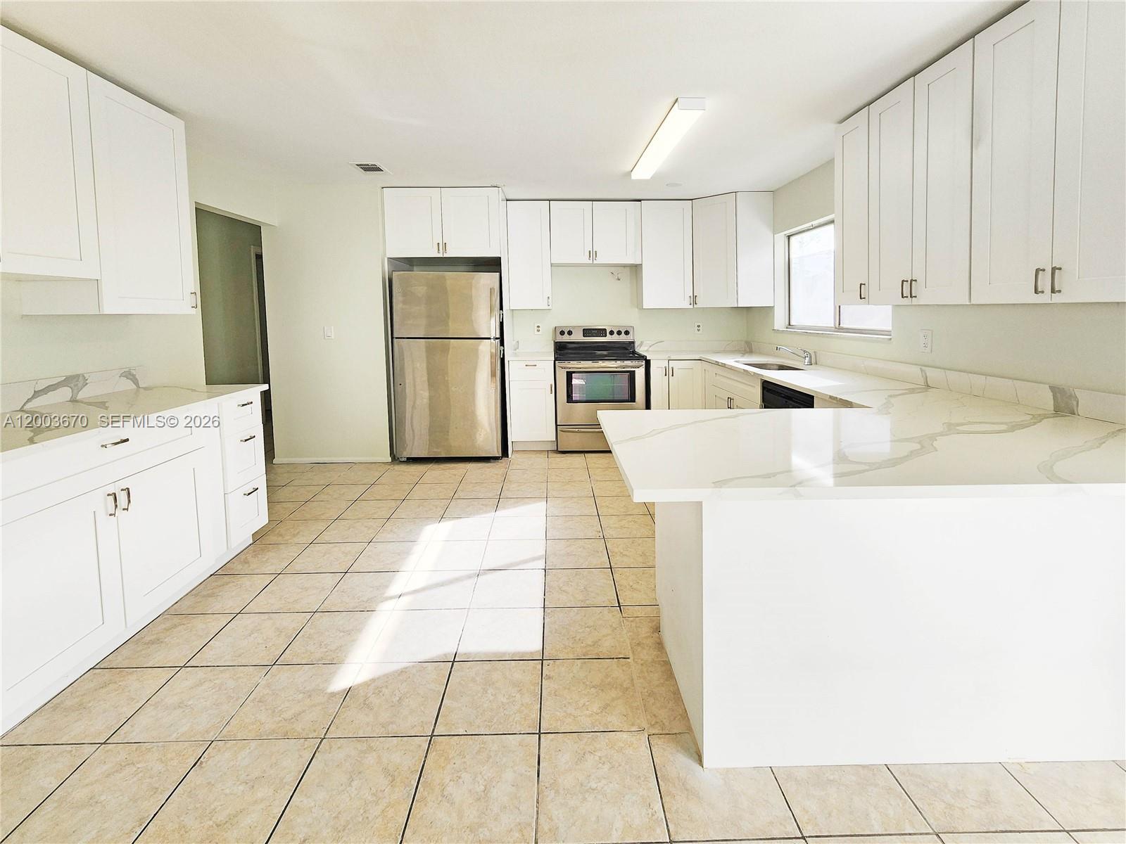 VERO BEACH HIGHLANDS UNIT - Residential