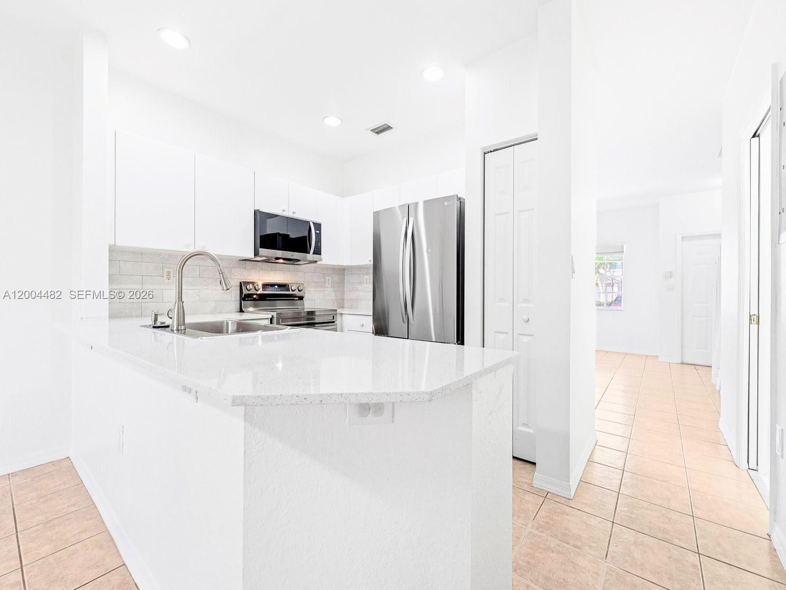 LAS BRISAS AT DORAL CONDO - Residential